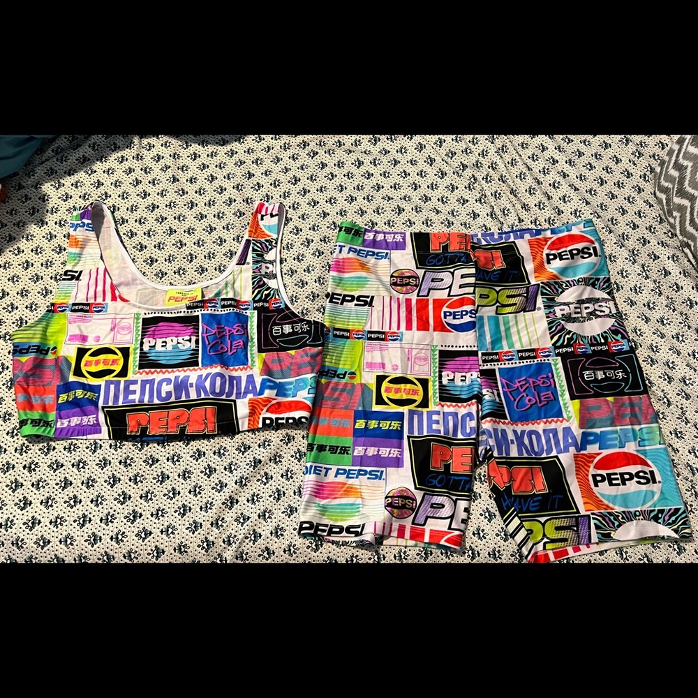 Forever 21 Pepsi short and top set